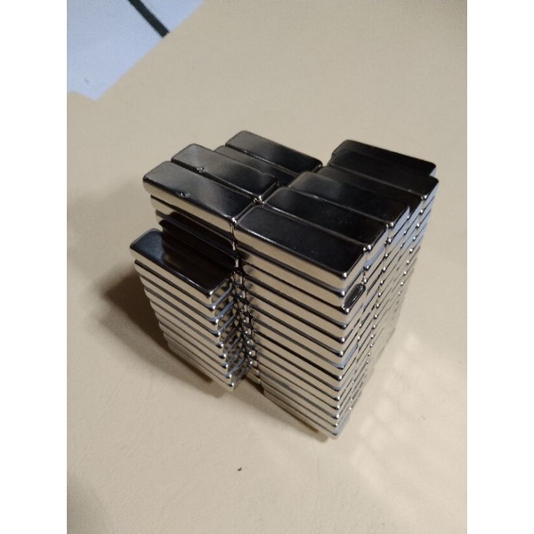Magnet Neodymium 30x10x5mm Grade N52