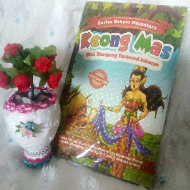 Buku cerita nusantara / dongeng cerita rakyat Keong Mas, Danau Toba, Bawang merah putih dll