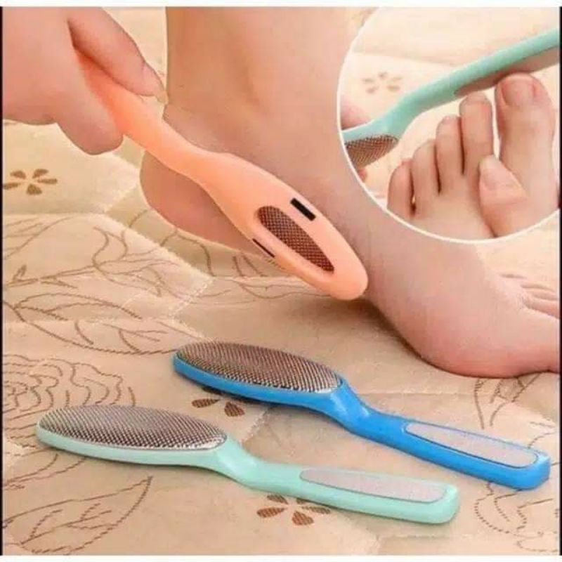 Alat gosok kaki pecah-pecah