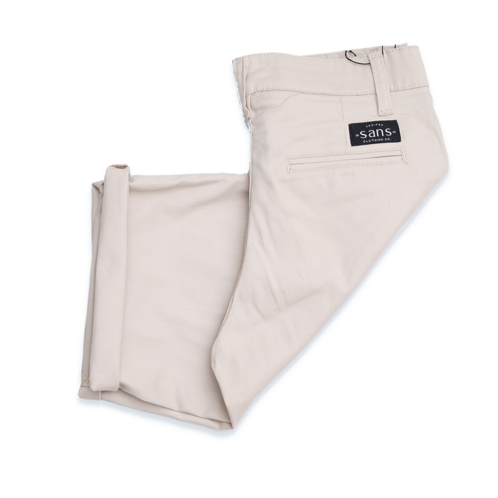 SANVANINA Celana Chino Pendek Slim fit Warna Cream - Short Harper Krem EA-026A