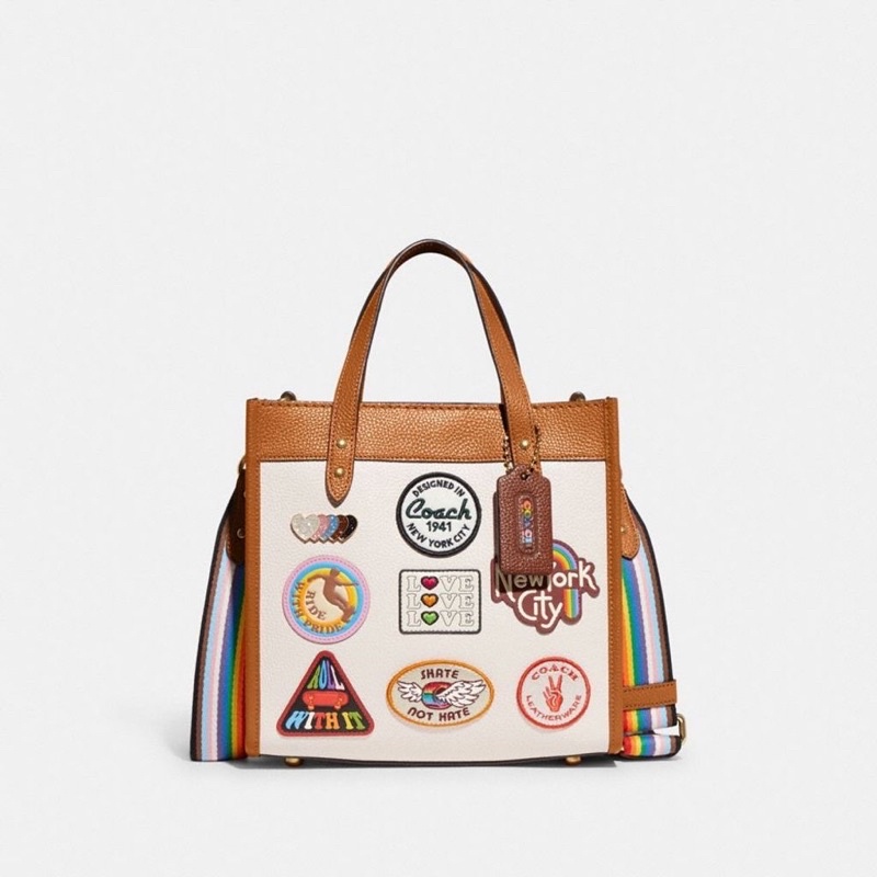 Coach Field Tote 22 With Patch (CA138)