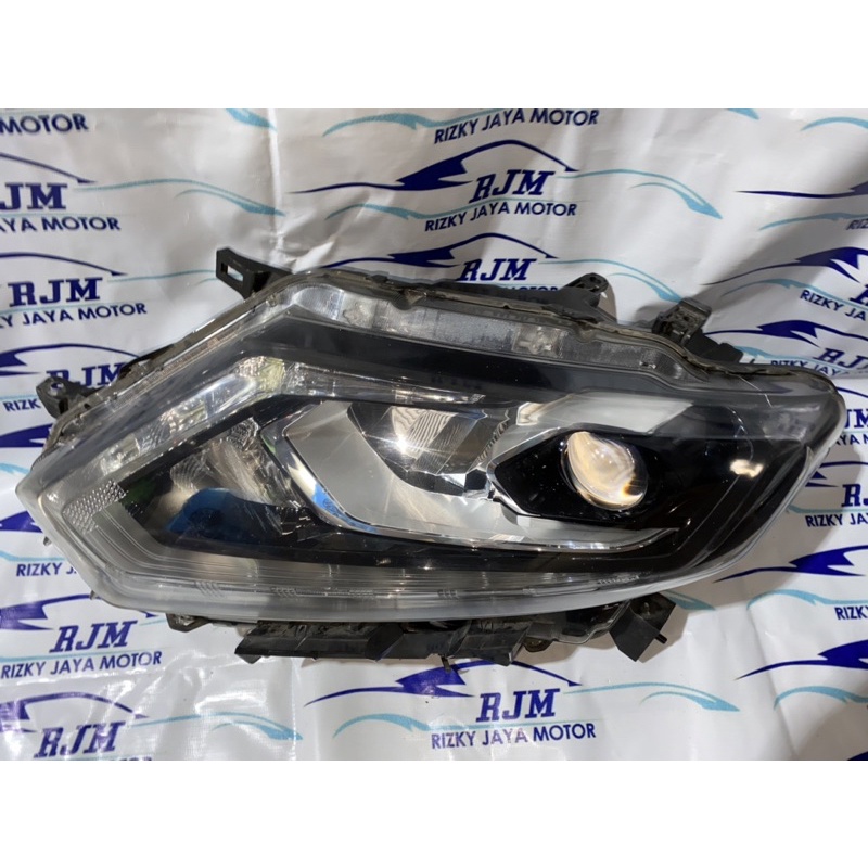 HEADLAMP XTRAIL 2016