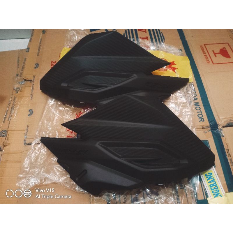 Sambungan body body kasar vario 125/150 led old win product