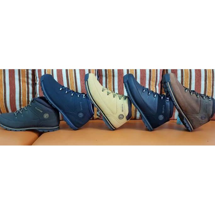 Firetrap Rhino Booth