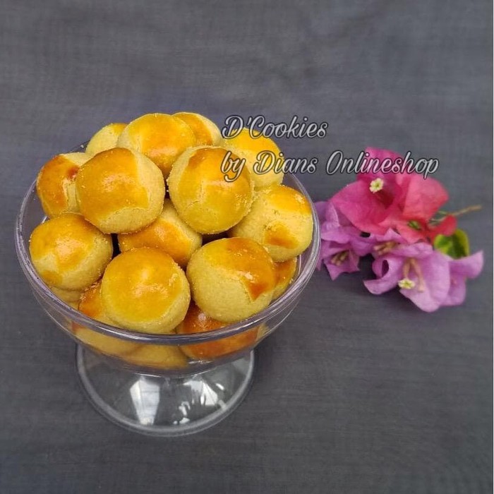 

Kue Kering Kue Lebaran Kastengel Nastar dll