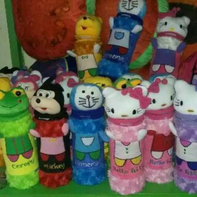 Celengan  karakter boneka