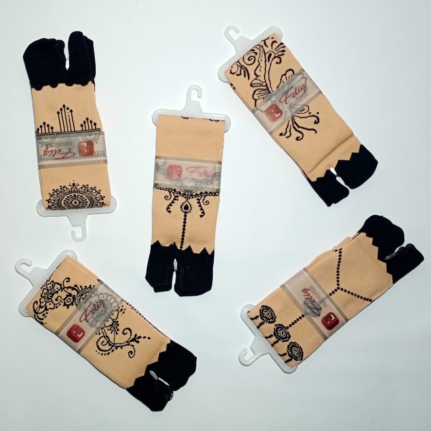 Kaos Kaki Jempol Motif Hena /Kaos Kaki Henna