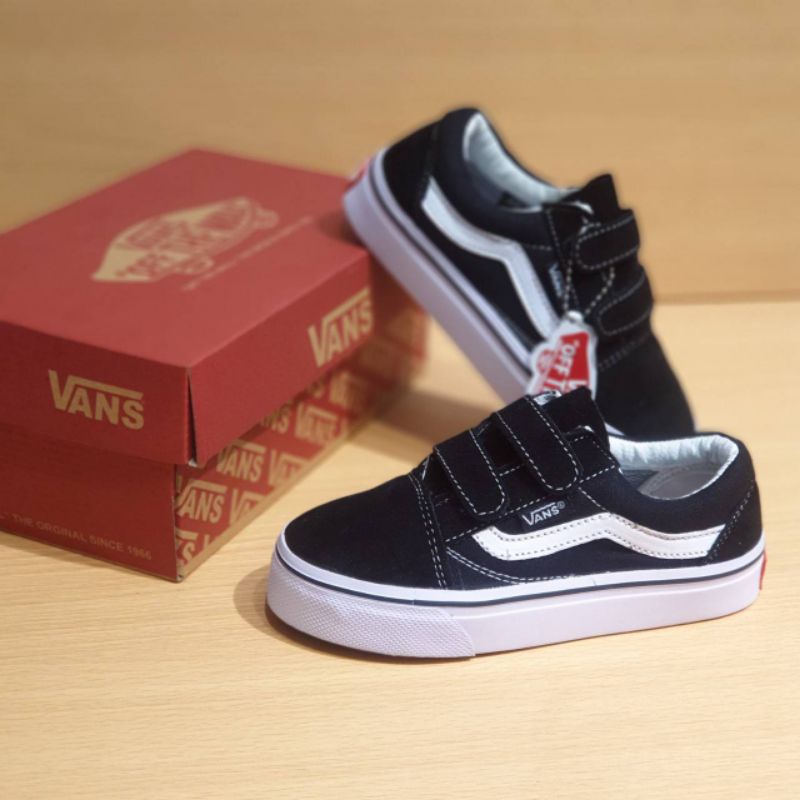 SEPATU VANS ANAK SEKOLAH HITAM PUTIH SEPATU ANAK LAKI LAKI PEREMPUAN PREMIUM HIGH QUALITY SEPATU SEKOLAH ANAK ANAK