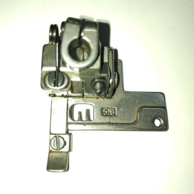 Sepatu Msin Jahit Kamkut Corong W500 / Presser Foot Overdeck W562