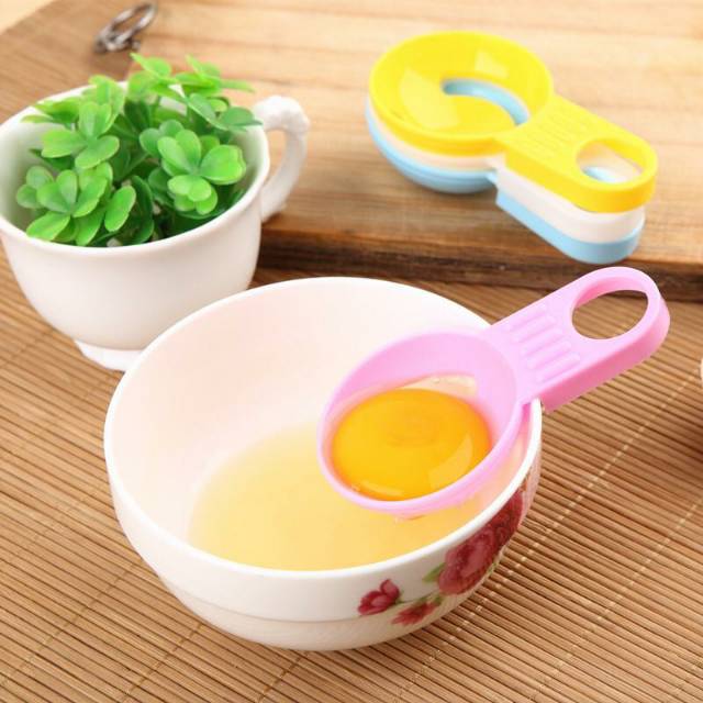 egg separator / pemisah kuning telur