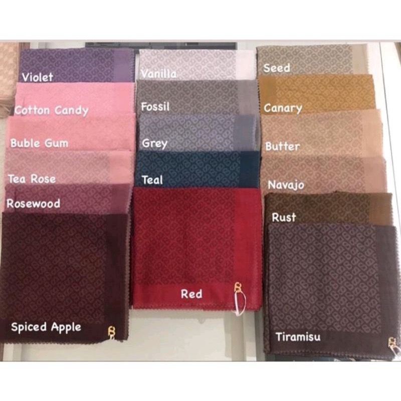 Tapis square buttonscarves