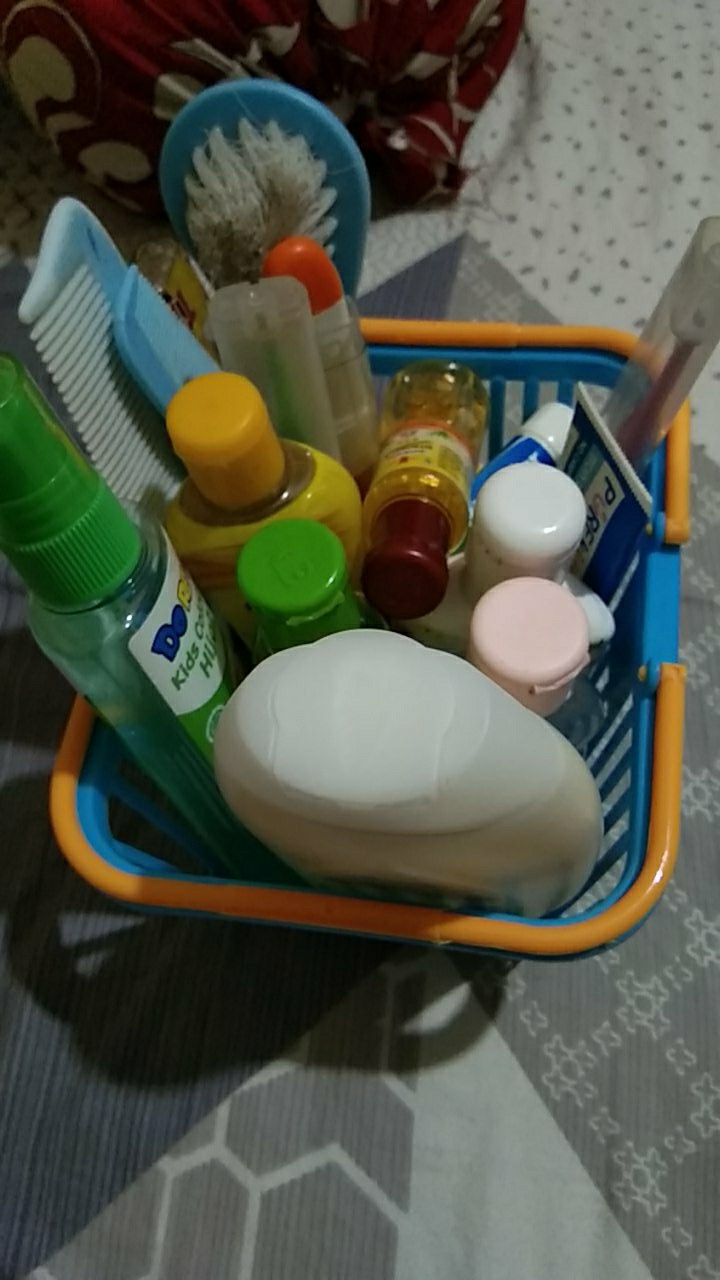 Batamgrosir.id | Tempat Peralatan Mandi - Keranjang Sabun Mandi - Keranjang Serbaguna Hawaii 5611