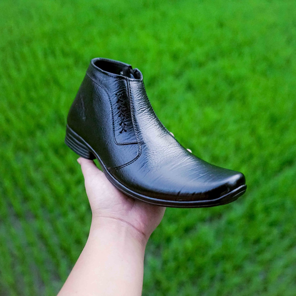 Sepatu Pantofel Pria Kulit Asli - Sepatu Pantofel Boots E 04