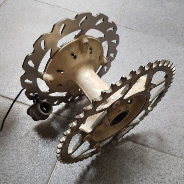 Teromol tromol belakang Honda CR 125 250 CRF 250 450 R SE trail