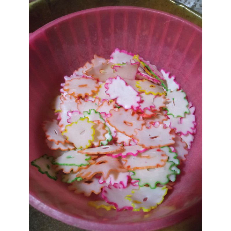 

kerupuk tersanjung(kerupuk bawang bentuk bunga)