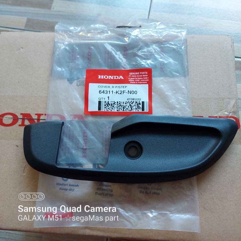 Cover R Step Kanan Scoopy eSP New led K2F 2021 Original