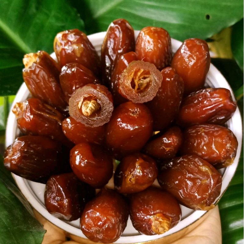 

Kurma Madu Saudi