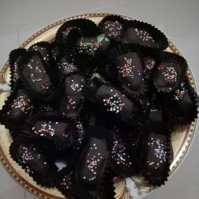 

Kurma coklat murah