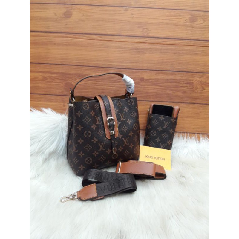 LV KD TOTE