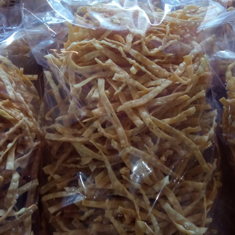 

sistik bawang renyah 500gram