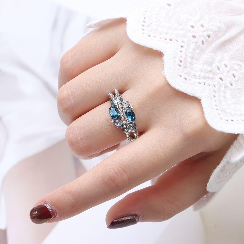 R-flower Cincin Kawin Tunangan Wanita Perak Moissanite