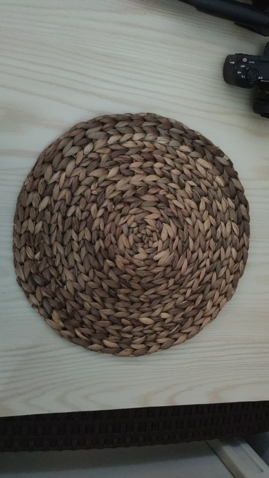 Bayar Di Tempat - Placemat Enceng Gondok / Tatakan Piring Enceng Gondok U 30cm Alas Piring