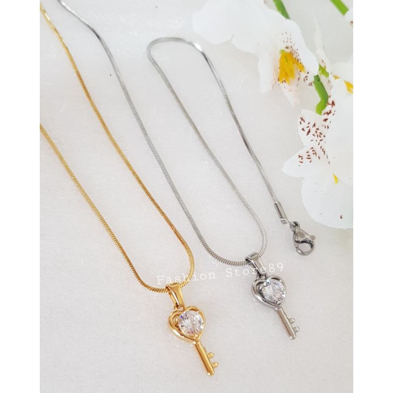 Kalung Titanium Key of Love import Bestseller titanium Antikarat Selamanya emas silver Bestquality