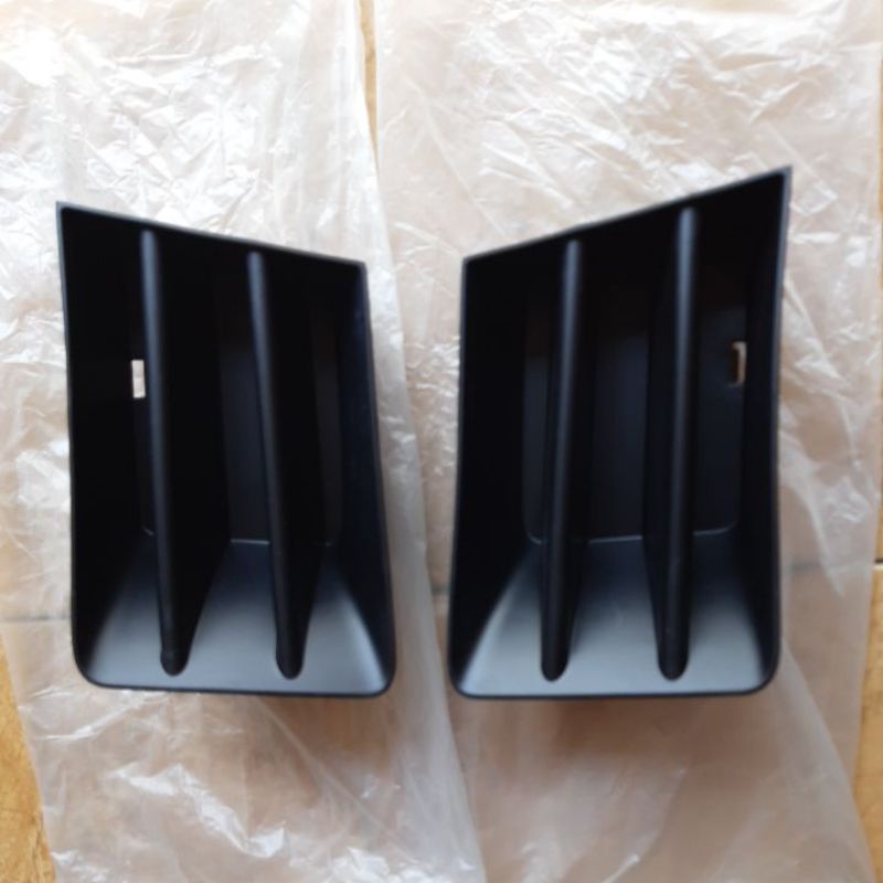 tutup bumper depan avanza  xenia 2004 - 2011