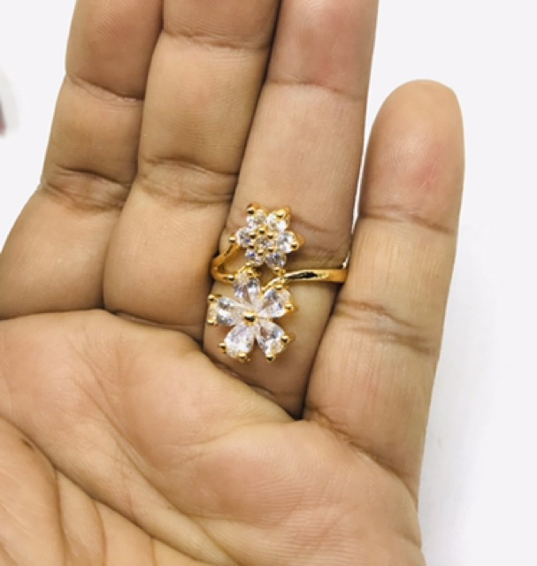 Cincin wanita //cincin replika berlian //cincin permata //cincin lapis emas //perhiasan