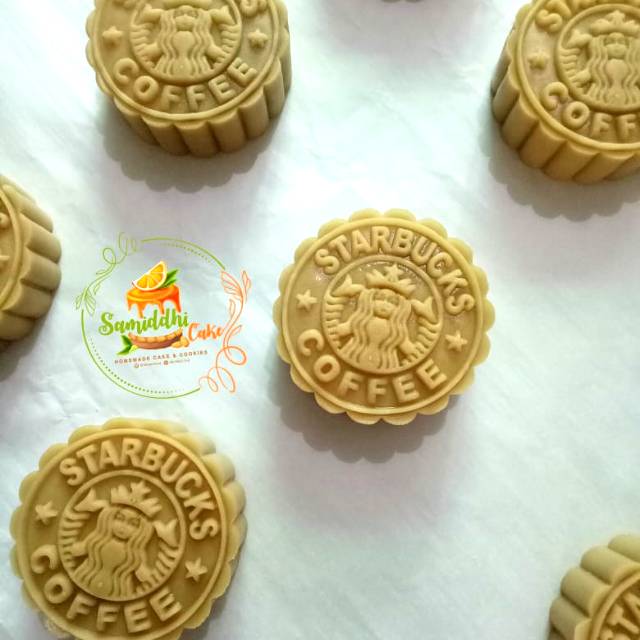 

Moon Cake kue bulan homemade tanpa pengawet dan pemanis