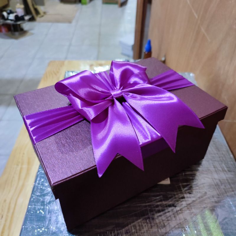 HAMPERS BOX KOTAK KADO HADIAH CANTIK BISA CUSTOM SIZE 2 Kg