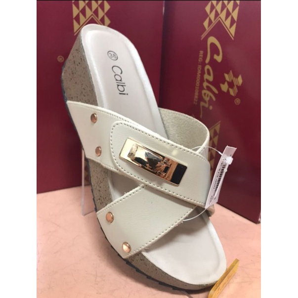 wedges calbi
