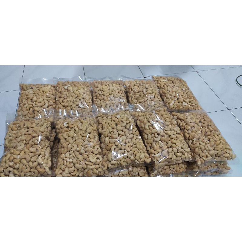 

kacang mede grade super mumer 500gr