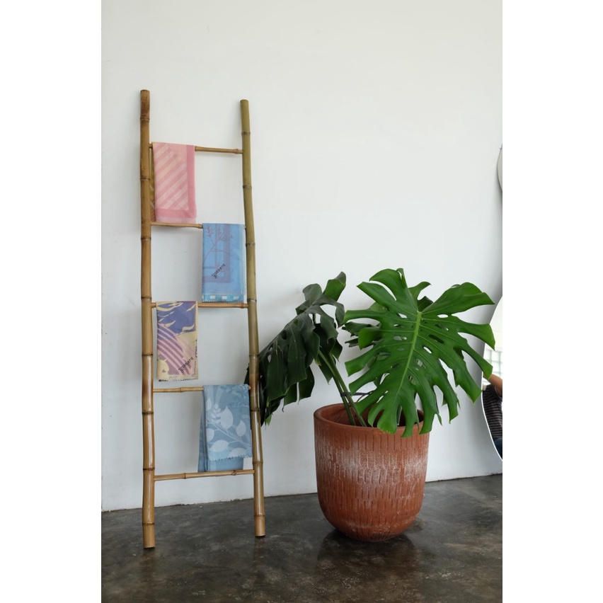 Tangga hias/ Tangga serbaguna/ Tanga Bambu