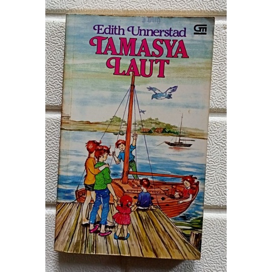 Edith Unnerstad - Tamasya Laut (Ori, Bekas, Preloved)