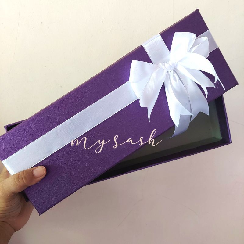 

Box 30x10x5cm