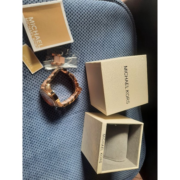 preloved Jam tangan wanita michael kors MK 5943