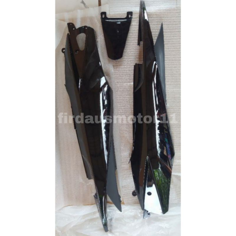 BODY BELAKANG JUPITER MX LAMA/OLD HITAM