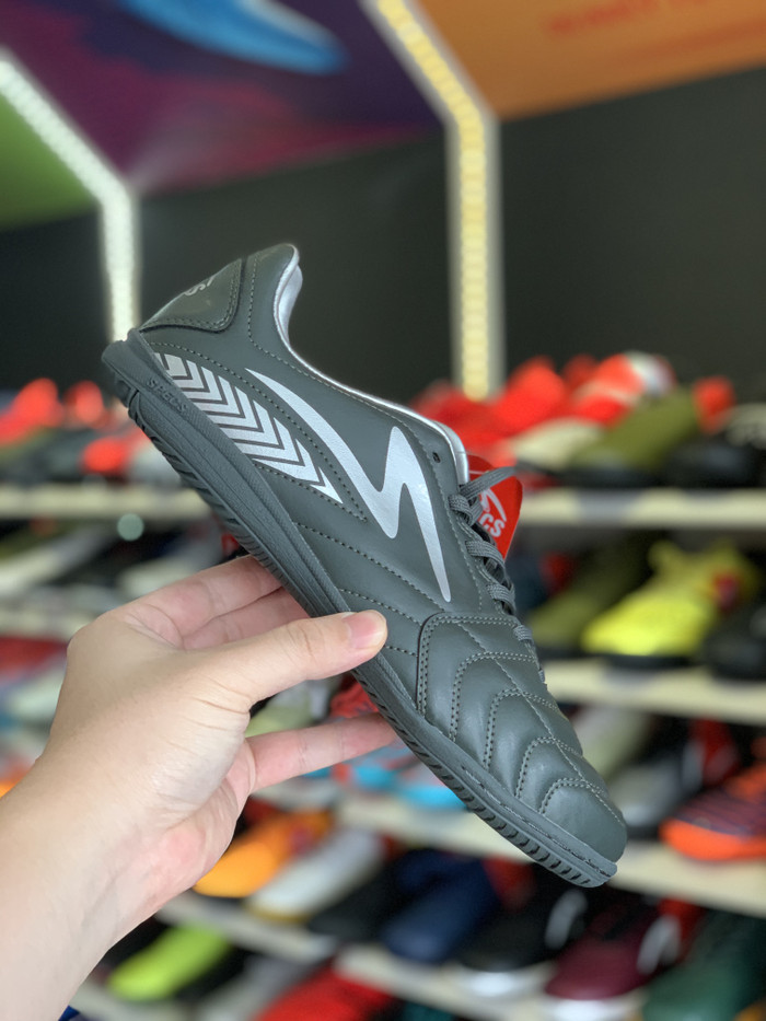 Sepatu futsal specs original AZTECA IN gun metal grey