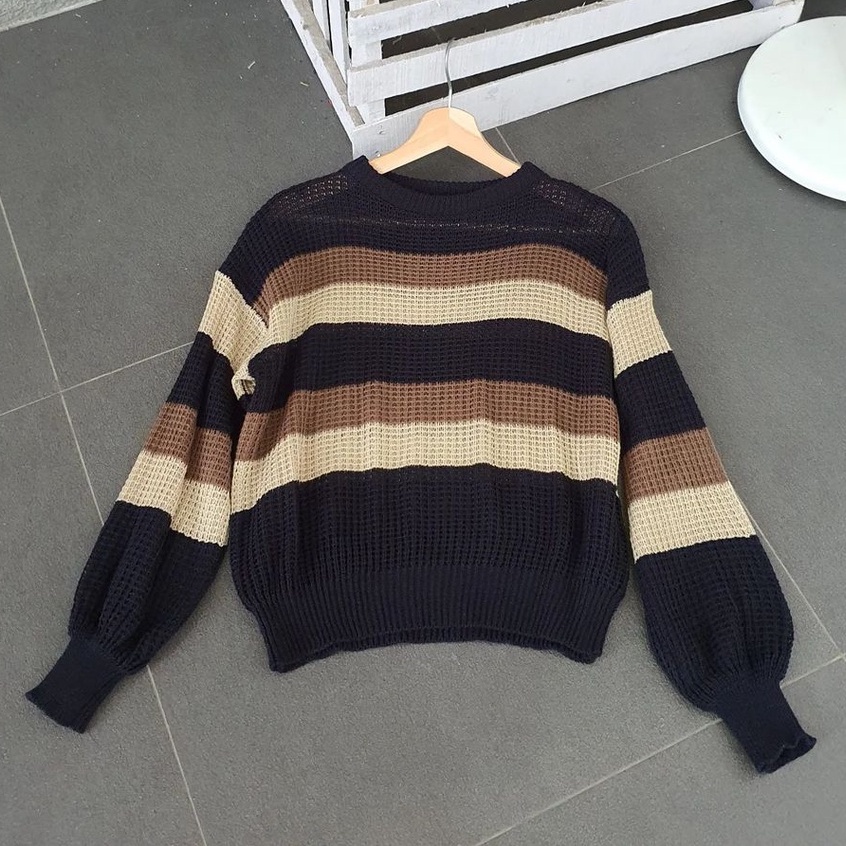 Freya Knite Sweater Rajut Ala Wanita Korean Outwear Motif Garis