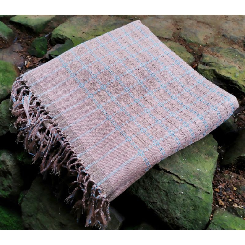 Kain Baduy tenun pewarna alam