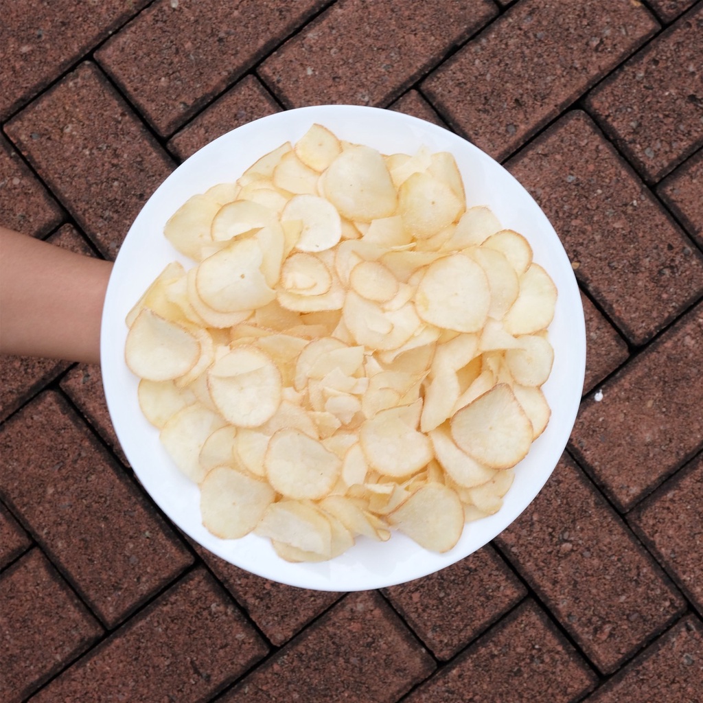 

KERIPIK SINGKONG CRISPY SAPI PANGGANG ASIN GURIH CEMILAN SNACK OLEH OLEH MAKANAN RINGAN