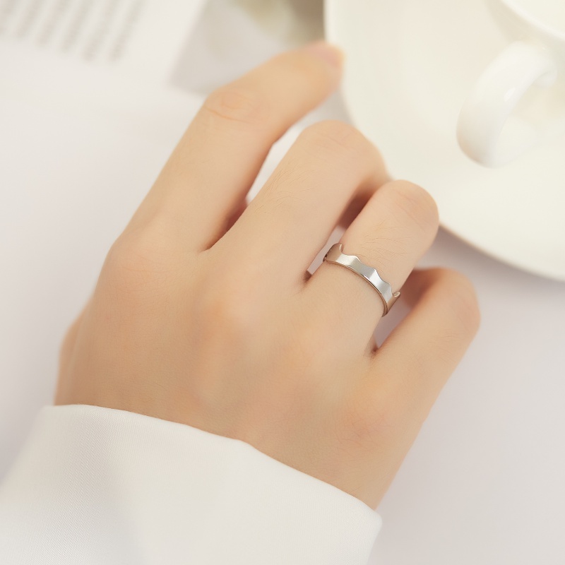 Cincin Bahan stainless steel Desain daisy Untuk Pria Dan Wanita