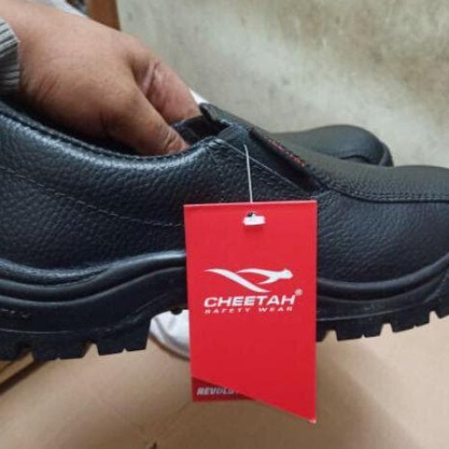 Sepatu Safety Cheetah 3001H FREE Semir Sepatu Kiwi Poles Warna Hitam