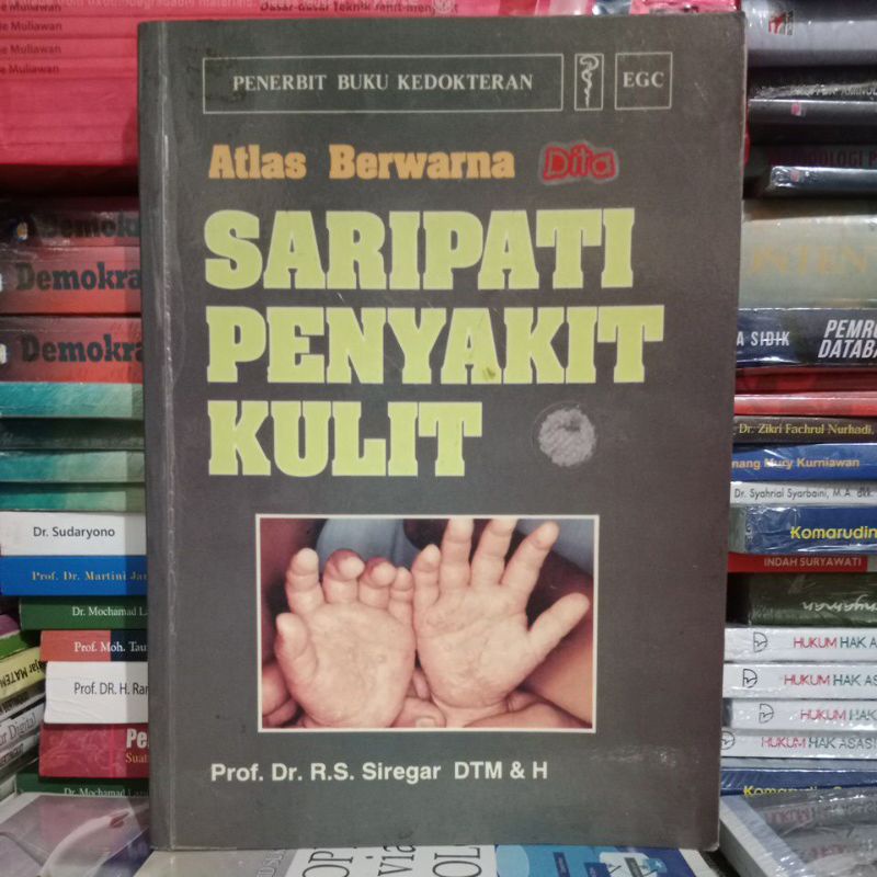 Atlas Berwarna Saripati Penyakit Kulit.
