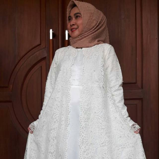 GAUN PESTA MUSLIMAH ELEGAN