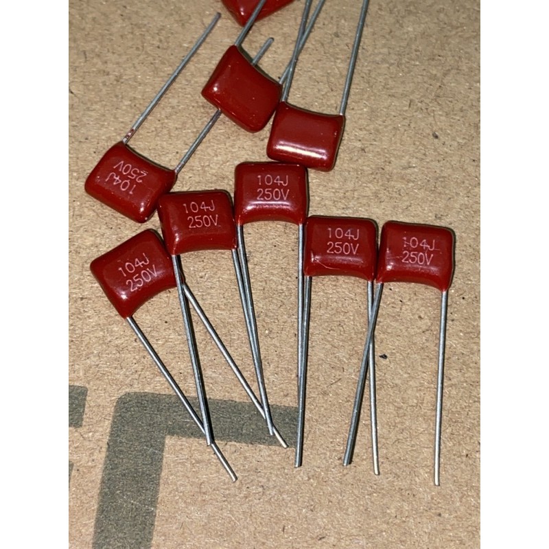 10pcs kapasitor 104 250volt 7.5mm