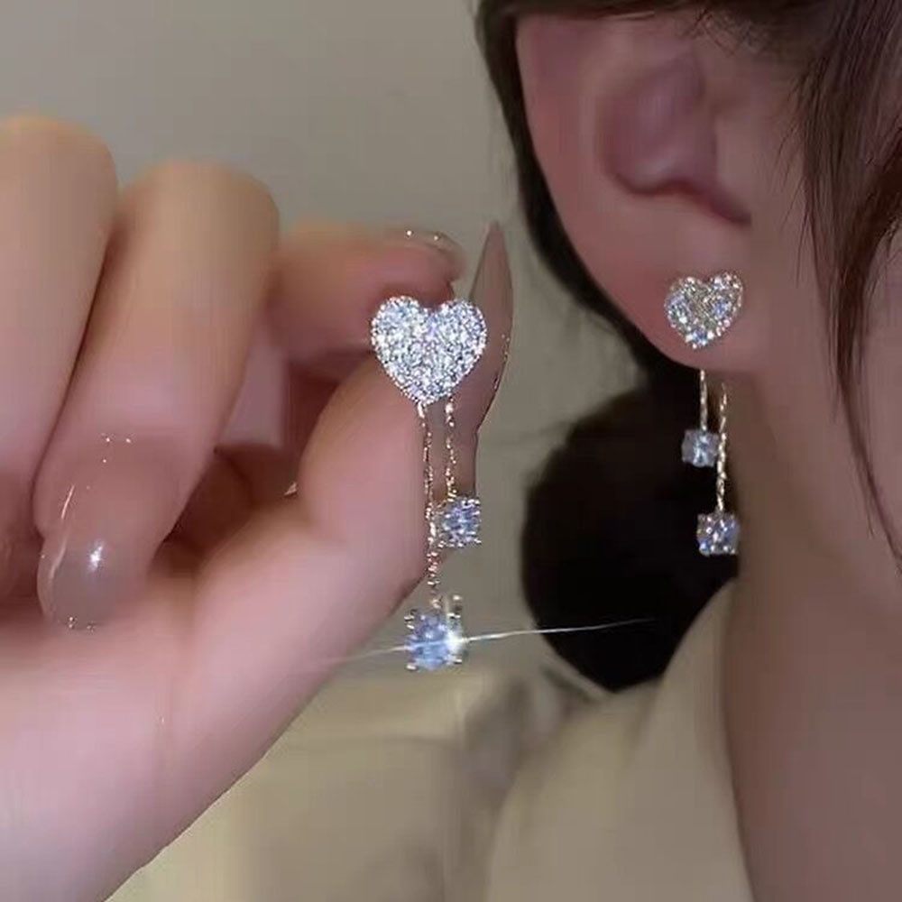 1 Pasang Anting Tusuk Gantung Asimetris Bahan Sterling Silver 925 Desain Hati + Rumbai Gaya Elegan / retro Untuk Wanita