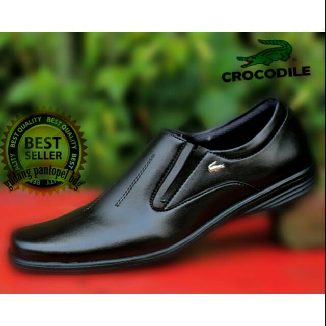 Sepatu Pantofel Formal  Pria CROCODILE Hitam
