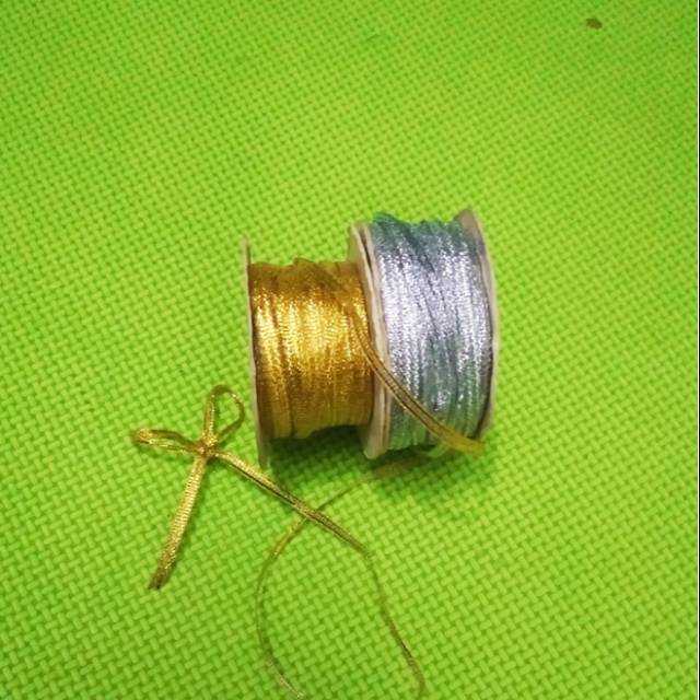 

Souvenir pita ikat kemasan souvenir (1 roll)